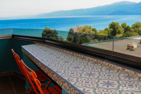 Drion Apartment with lake view